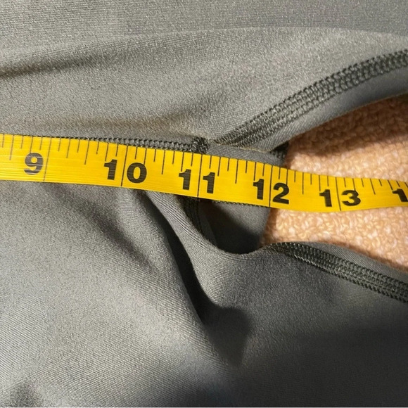 Aerie Chill. Play. Move leggings size Large Dark Green Pants Mesh Cut Out - Picture 4 of 9